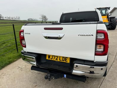 Toyota Invincible 2.4 diesel