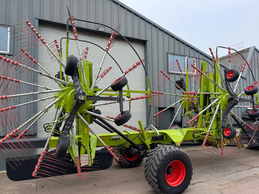 Claas Liner 4800 Business 4 rotor rake