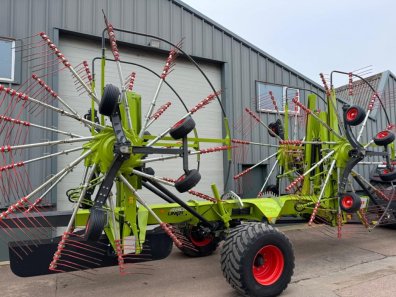 Claas Liner 4800 Business 4 rotor rake