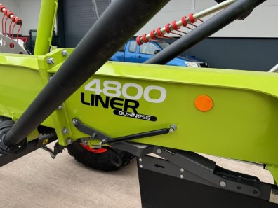 Claas Liner 4800 Business 4 rotor rake