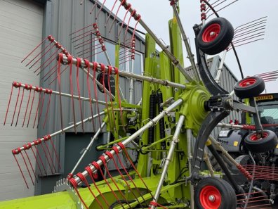 Claas Liner 4800 Business 4 rotor rake