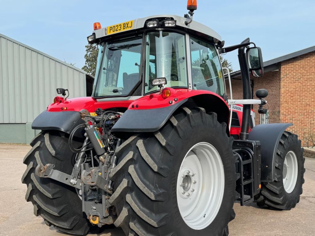 Massey Ferguson 7S 190