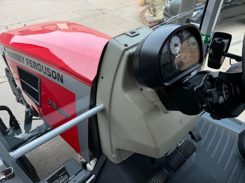 Massey Ferguson 7S 190