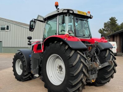 Massey Ferguson 7S 190