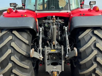 Massey Ferguson 7S 190