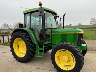 John Deere 6110 SE