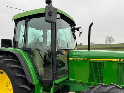 John Deere 6110 SE
