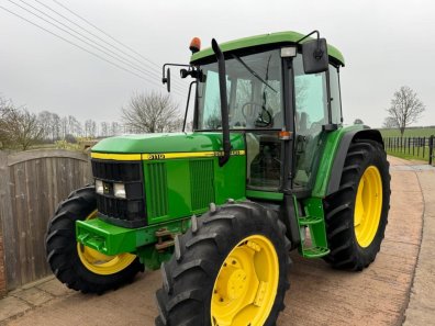 John Deere 6110 SE
