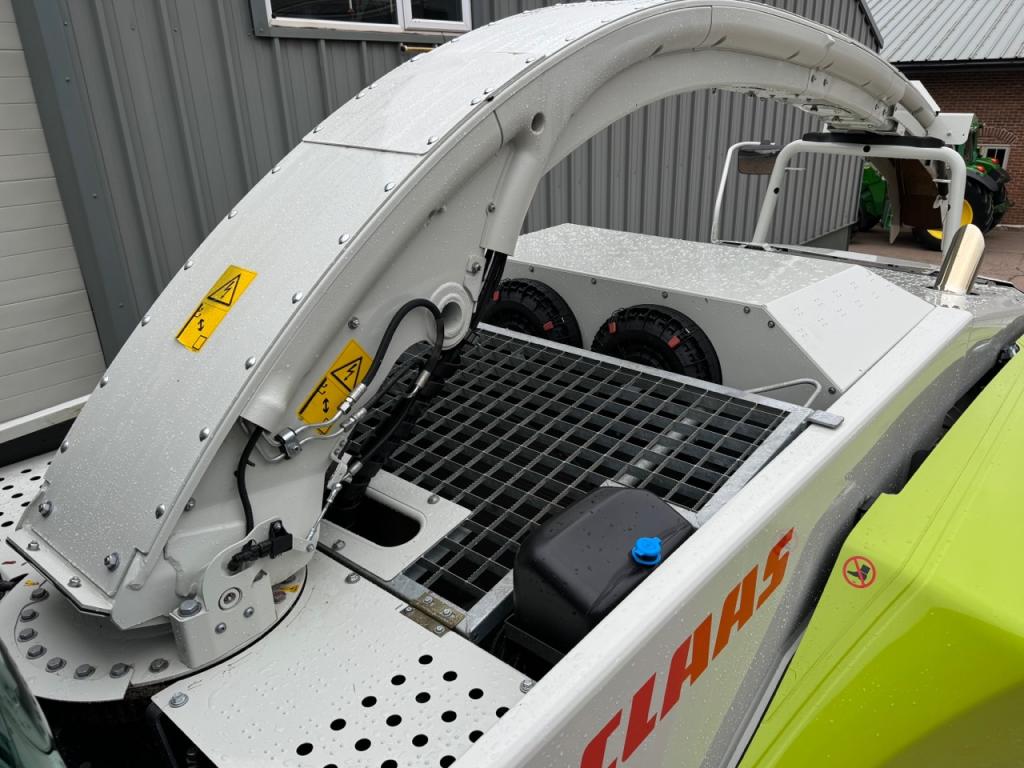 Claas Jaguar 870