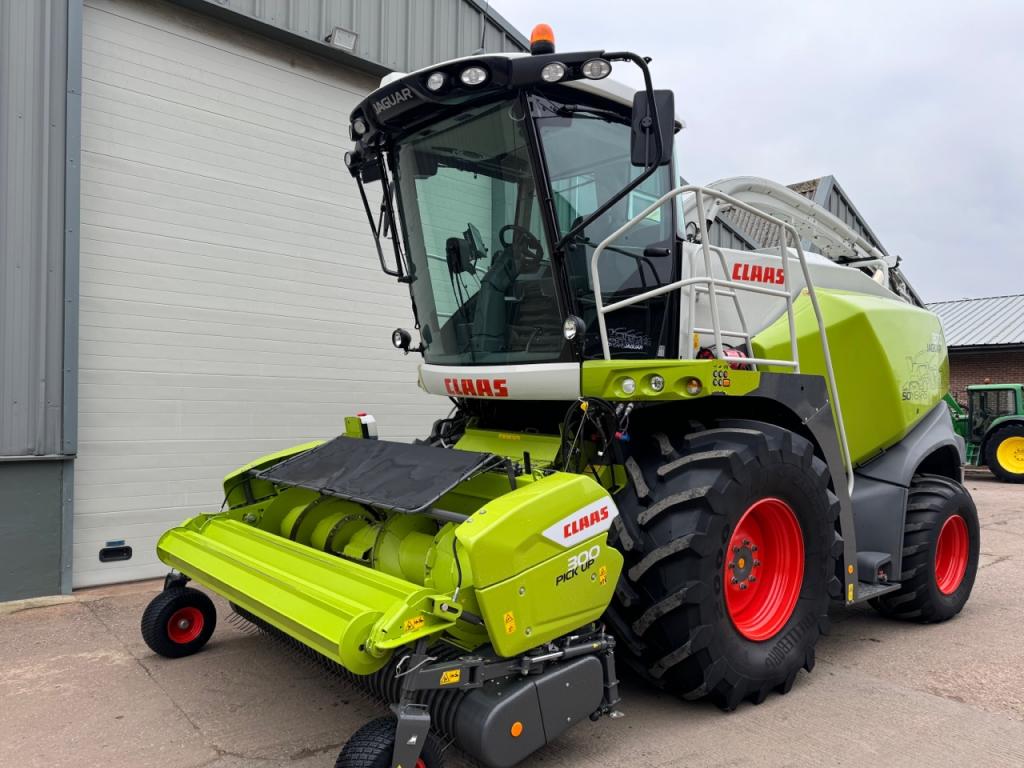 Claas Jaguar 870