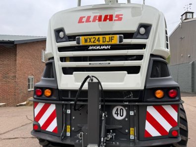 Claas Jaguar 870