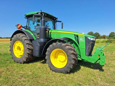 John Deere 8370R