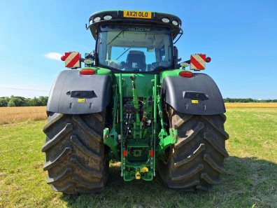 John Deere 8370R