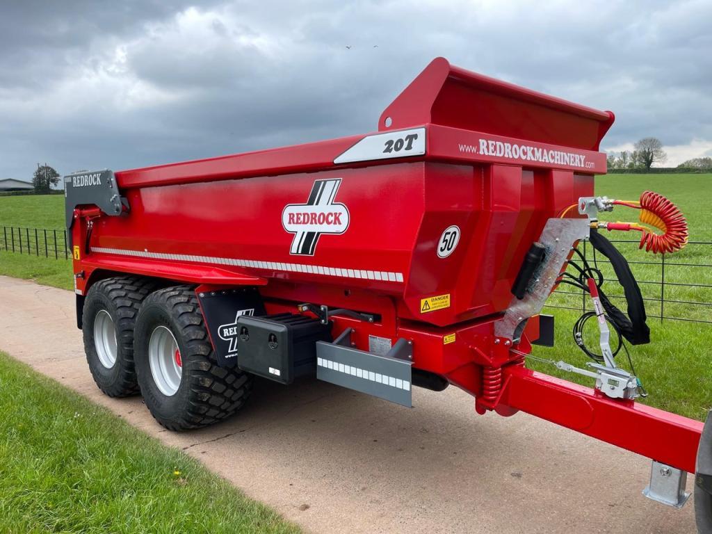 Redrock 20 ton half pipe dump trailer
