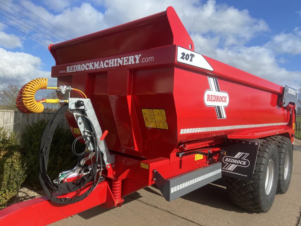 Redrock 20 ton half pipe dump trailer