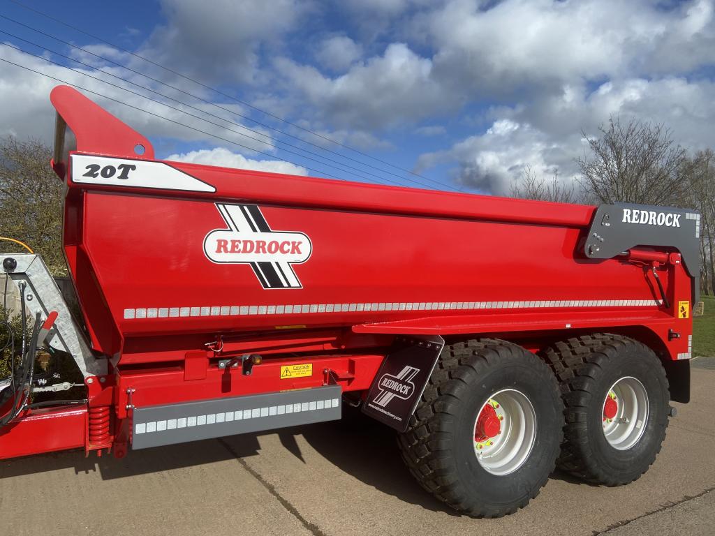 Redrock 20 ton half pipe dump trailer