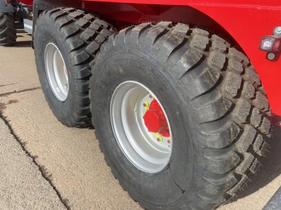 Redrock 20 ton half pipe dump trailer