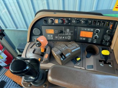 John Deere 7930