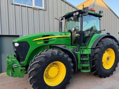 John Deere 7930