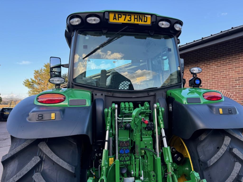 John Deere 6R 150