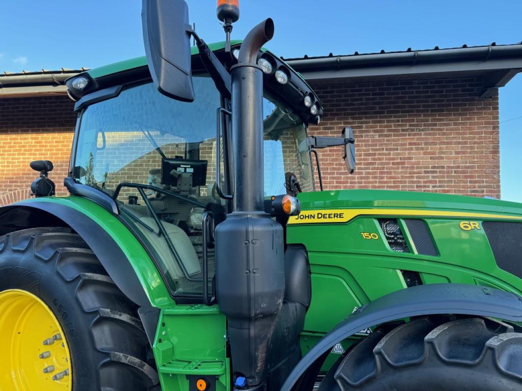 John Deere 6R 150