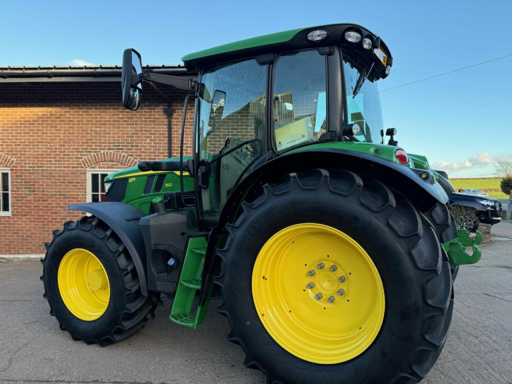 John Deere 6R 150