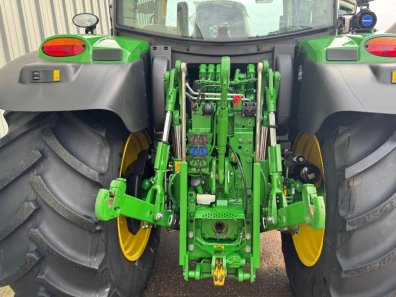 John Deere 6R 150