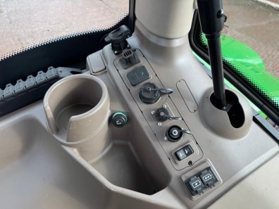 John Deere 6R 150