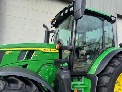 John Deere 6R 150