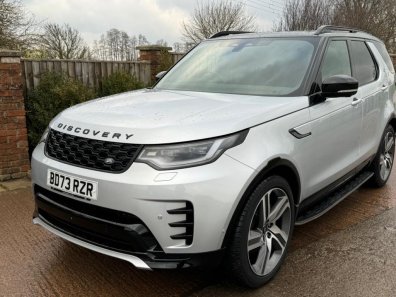 Land Rover Discovery HSE R-Dynamic D300 Diesel commercial