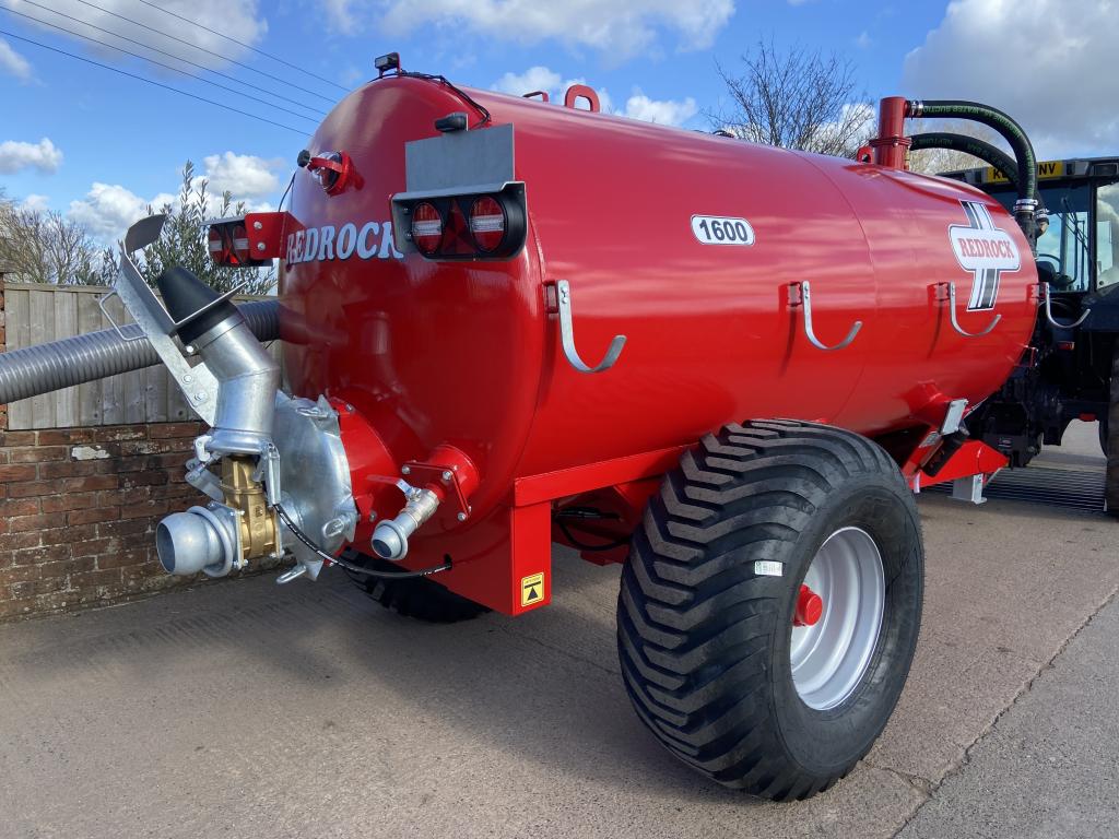Redrock 1600 Gallon tanker