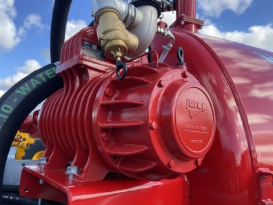Redrock 1600 Gallon tanker