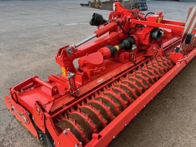 Kuhn HR 5004R power harrow