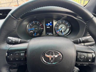 Toyota Hi-Lux Invincible X 2.8 Diesel