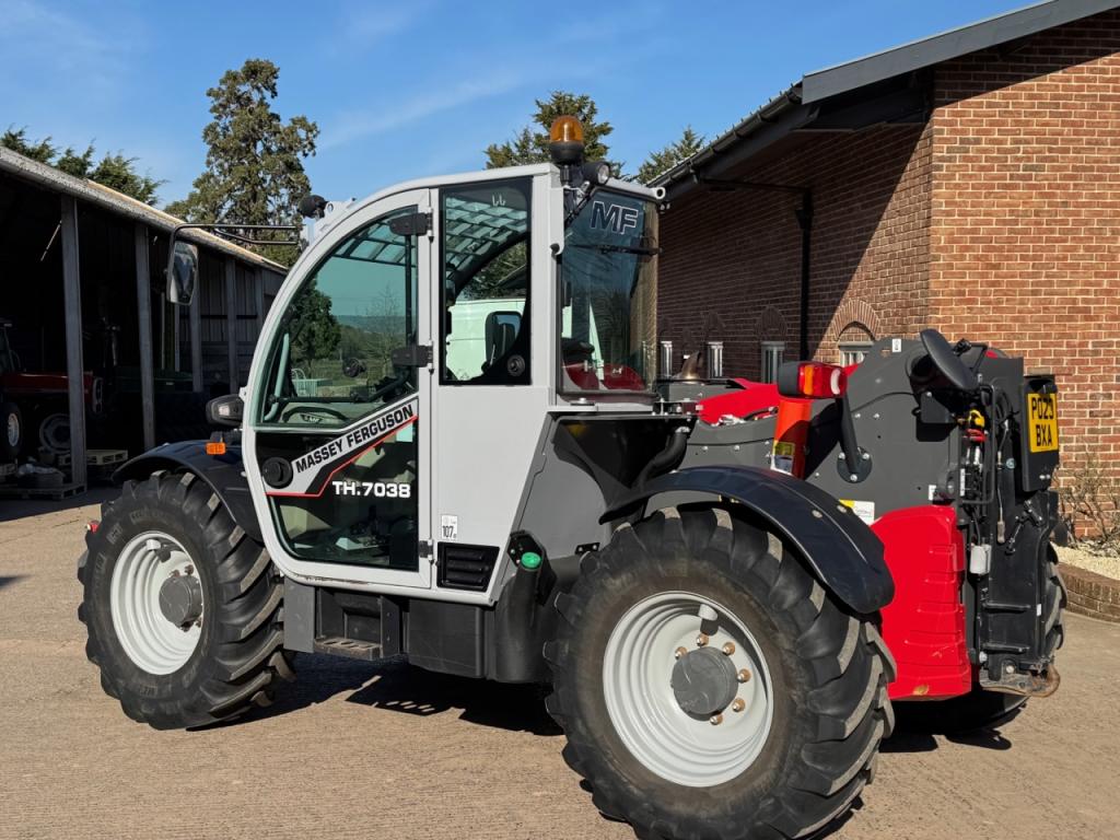 Massey Ferguson TH.7038 telescopic