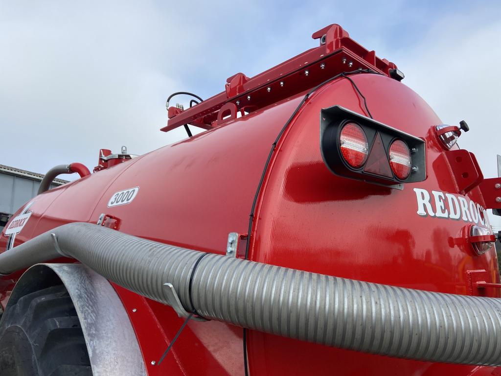 Redrock 3000 Gallon tanker