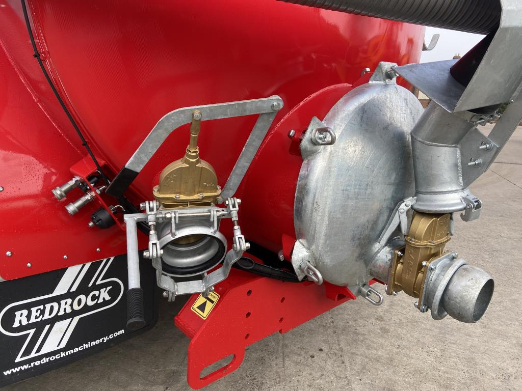 Redrock 3000 Gallon tanker