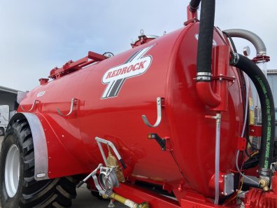 Redrock 3000 Gallon tanker