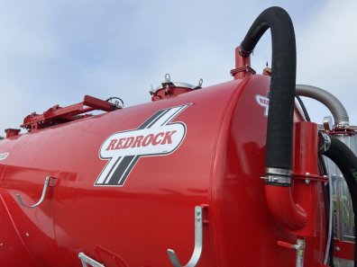 Redrock 3000 Gallon tanker