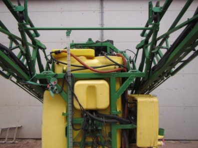 John Deere 512 sprayer