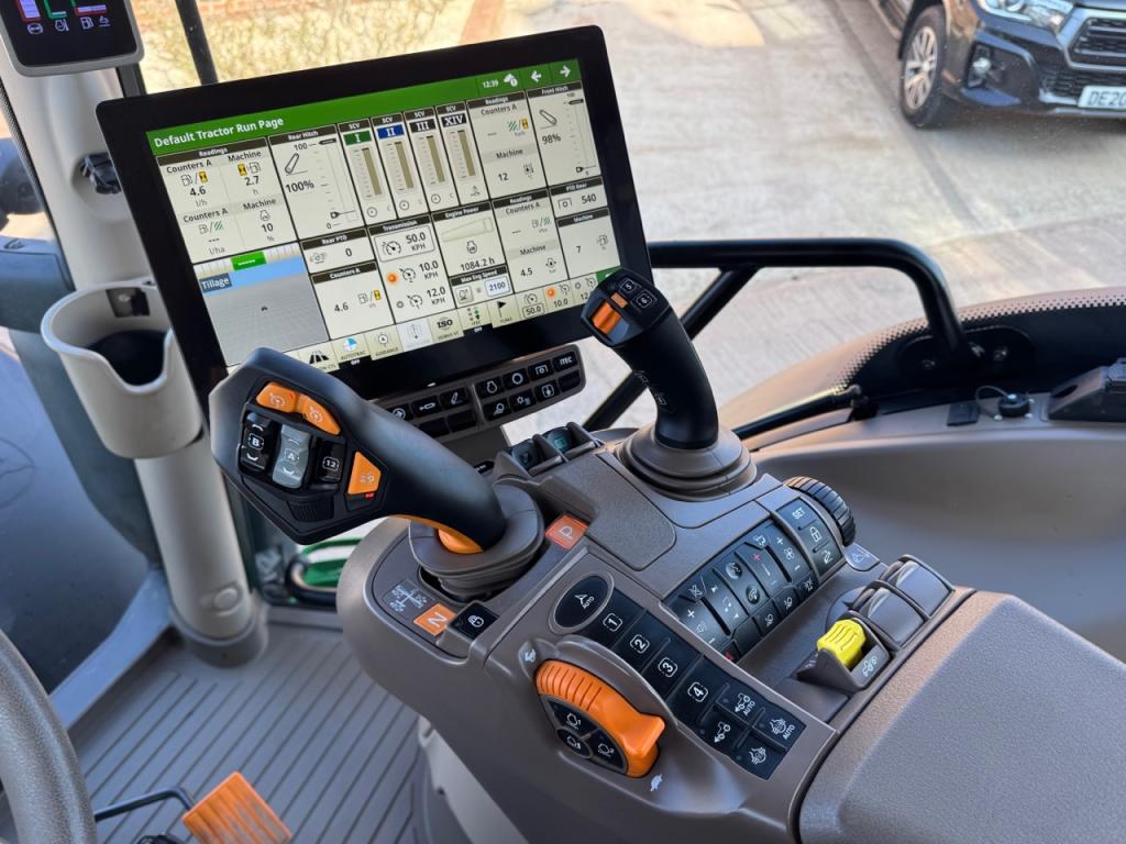 John Deere 6R 150