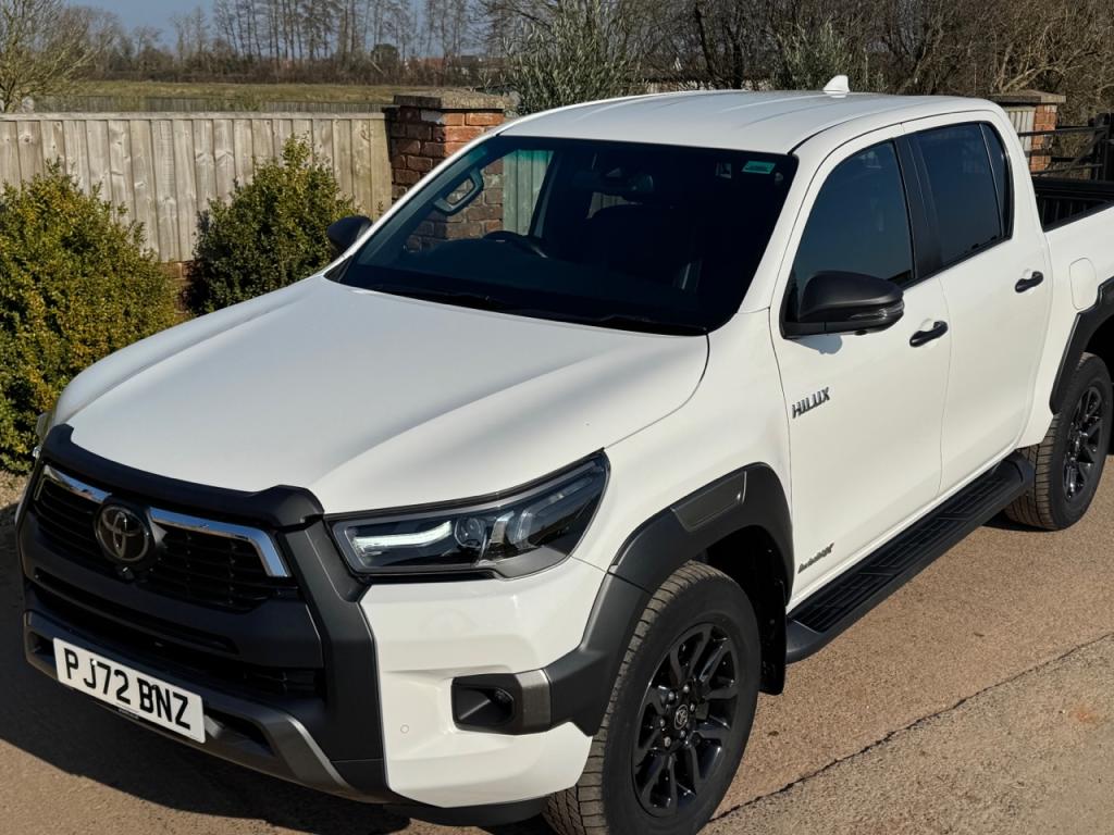 Toyota Hi-Lux Invincible X 2.8 Diesel