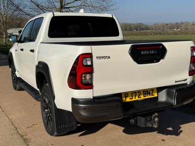 Toyota Hi-Lux Invincible X 2.8 Diesel