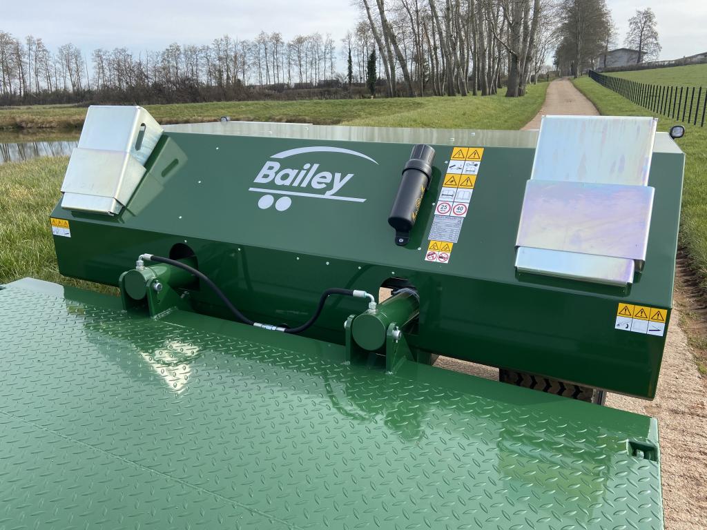 Bailey drop deck 8/48 low loader