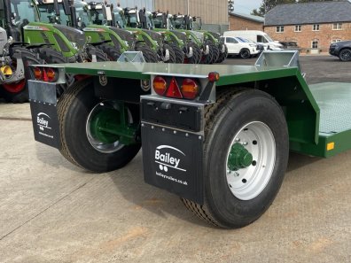 Bailey drop deck 8/48 low loader