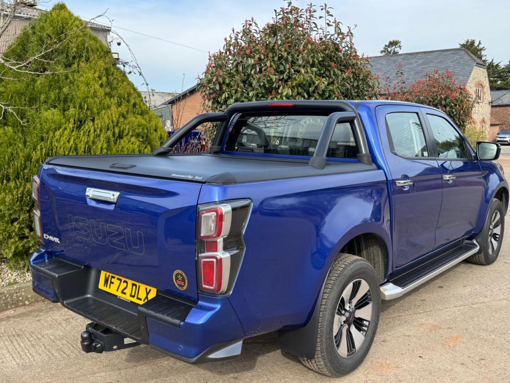 Isuzu D-Max double cab pickup 1.9 Diesel DL40