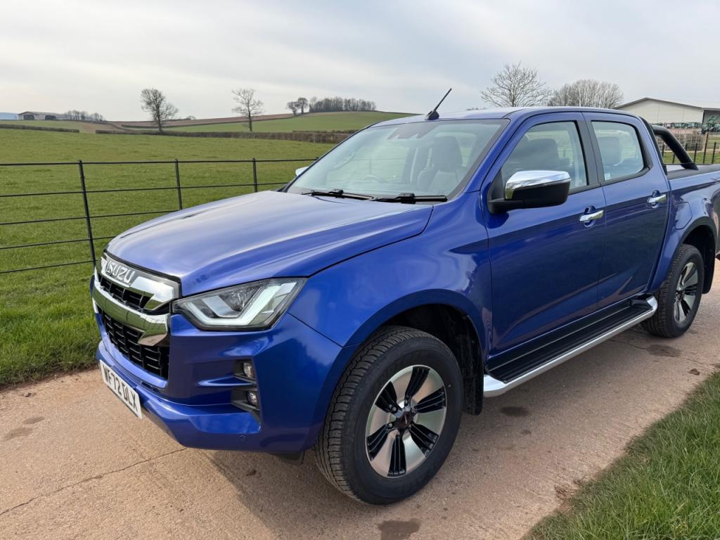 Isuzu D-Max double cab pickup 1.9 Diesel DL40