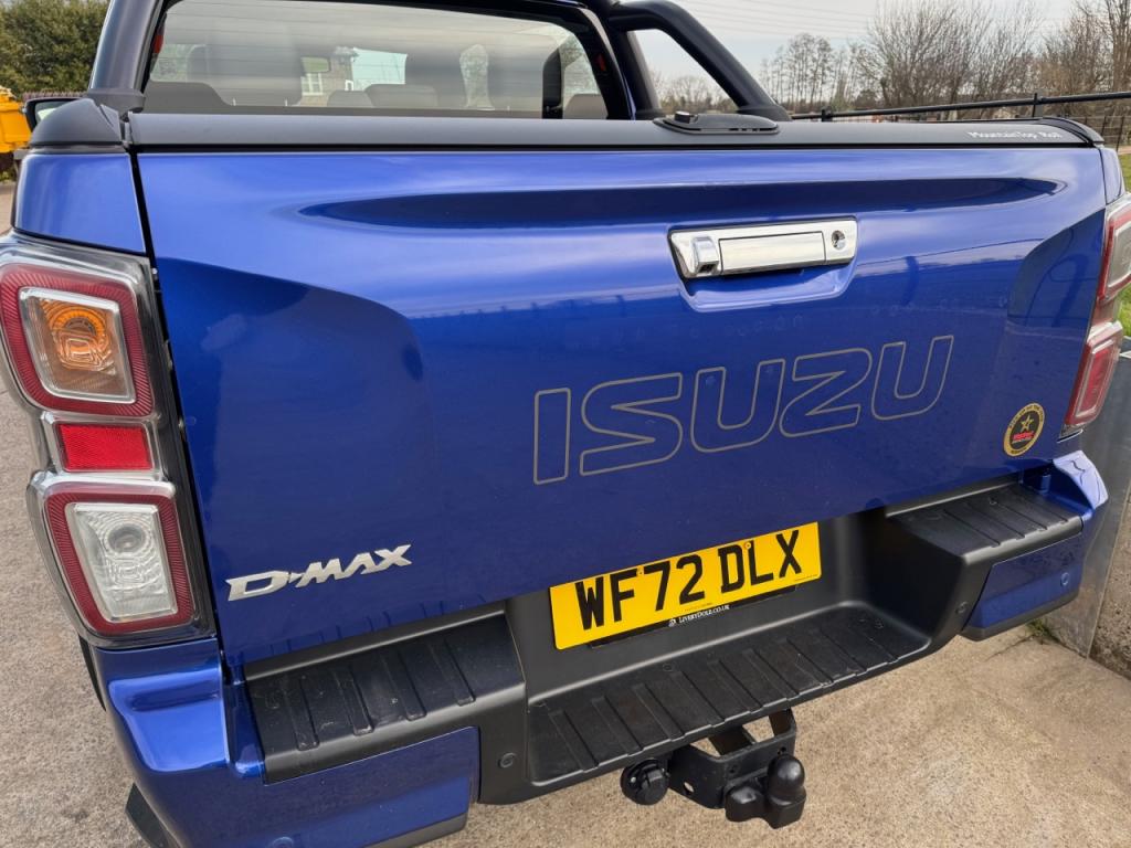 Isuzu D-Max double cab pickup 1.9 Diesel DL40