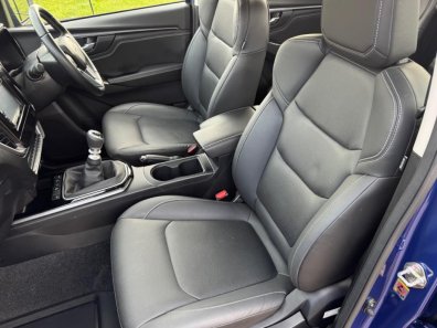 Isuzu D-Max double cab pickup 1.9 Diesel DL40