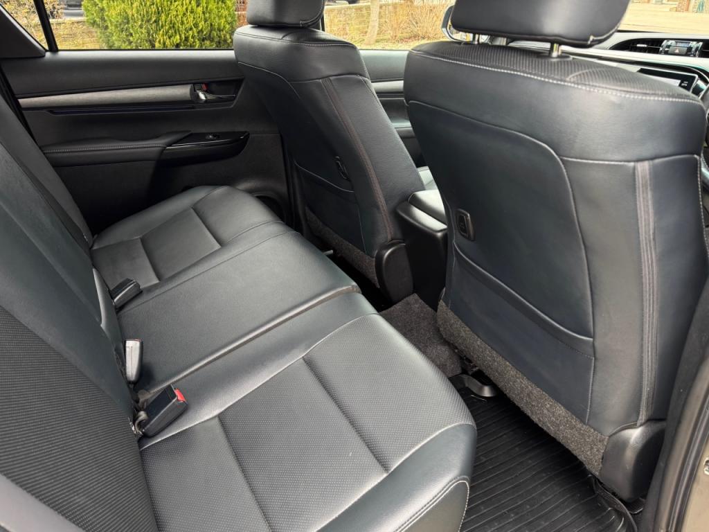 Toyota Hi-Lux Invincible X 2.8 Diesel